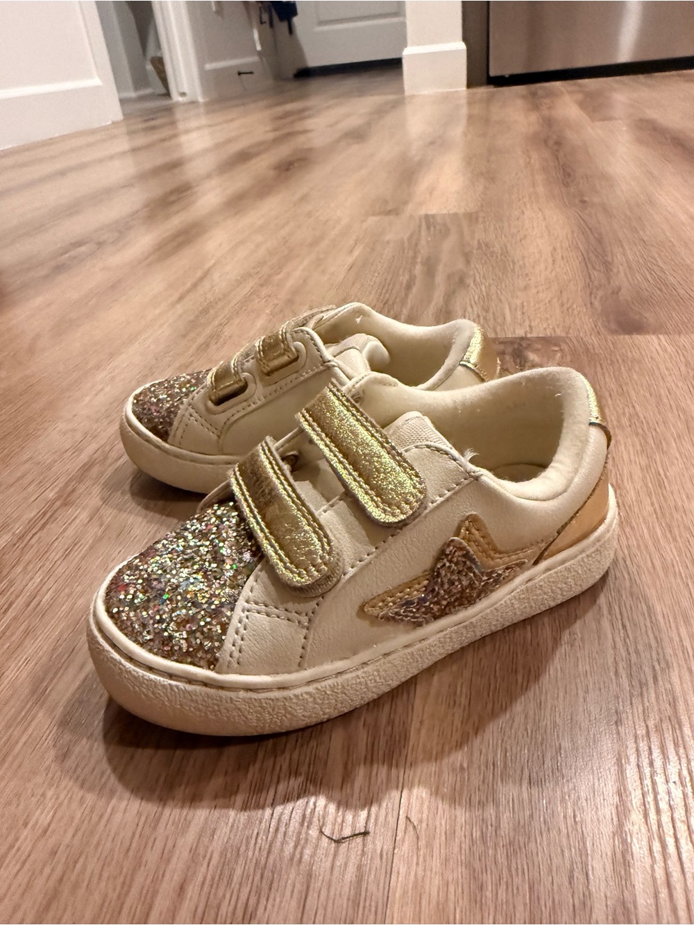Cat & Jack Cream and Gold Glitter Velcro Kids Sneakers